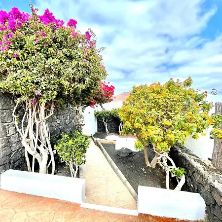 Villa Villa con piscina privada, Wifi, BBQ, en Playa Blanca