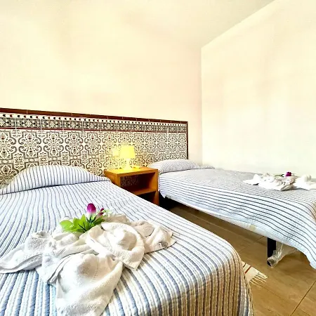 Villa Con Piscina Privada, Wifi, Bbq, En Playa Blanca Villa