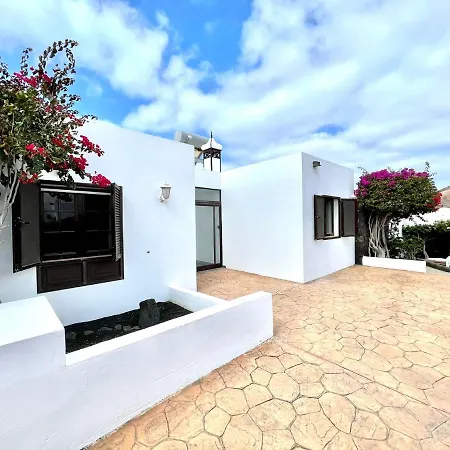 Villa Con Piscina Privada, Wifi, Bbq, En Playa Blanca Villa *